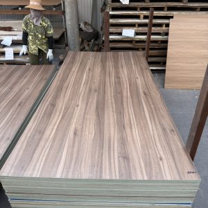 Ván MDF 440EV
